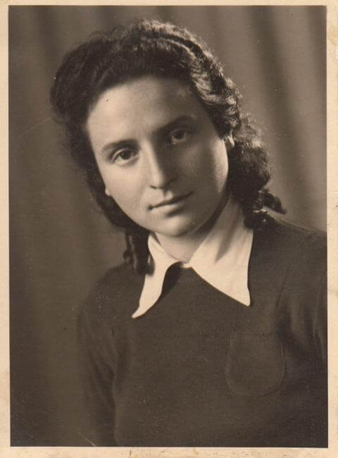 Author Chava Rosenfarb