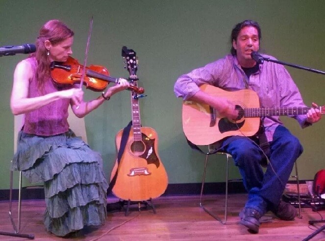 Cosby Gibson and Tom Staudie to perform at Arrowhead