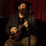 Alex Harvey hosts a sea shanty singalong