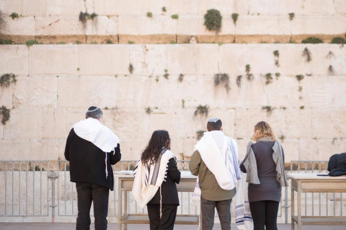 Jewish Pluralism discussion at Knesset Israel