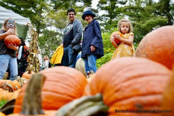 Stockbridge Halloween Parade