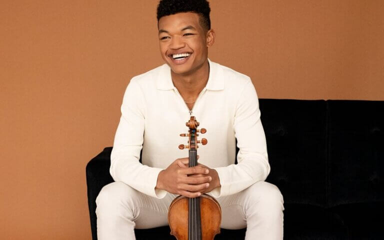 Randall-Goosby-1-©-Jeremy-Mitchell Dvorak Symphony No 8 at Tanglewood