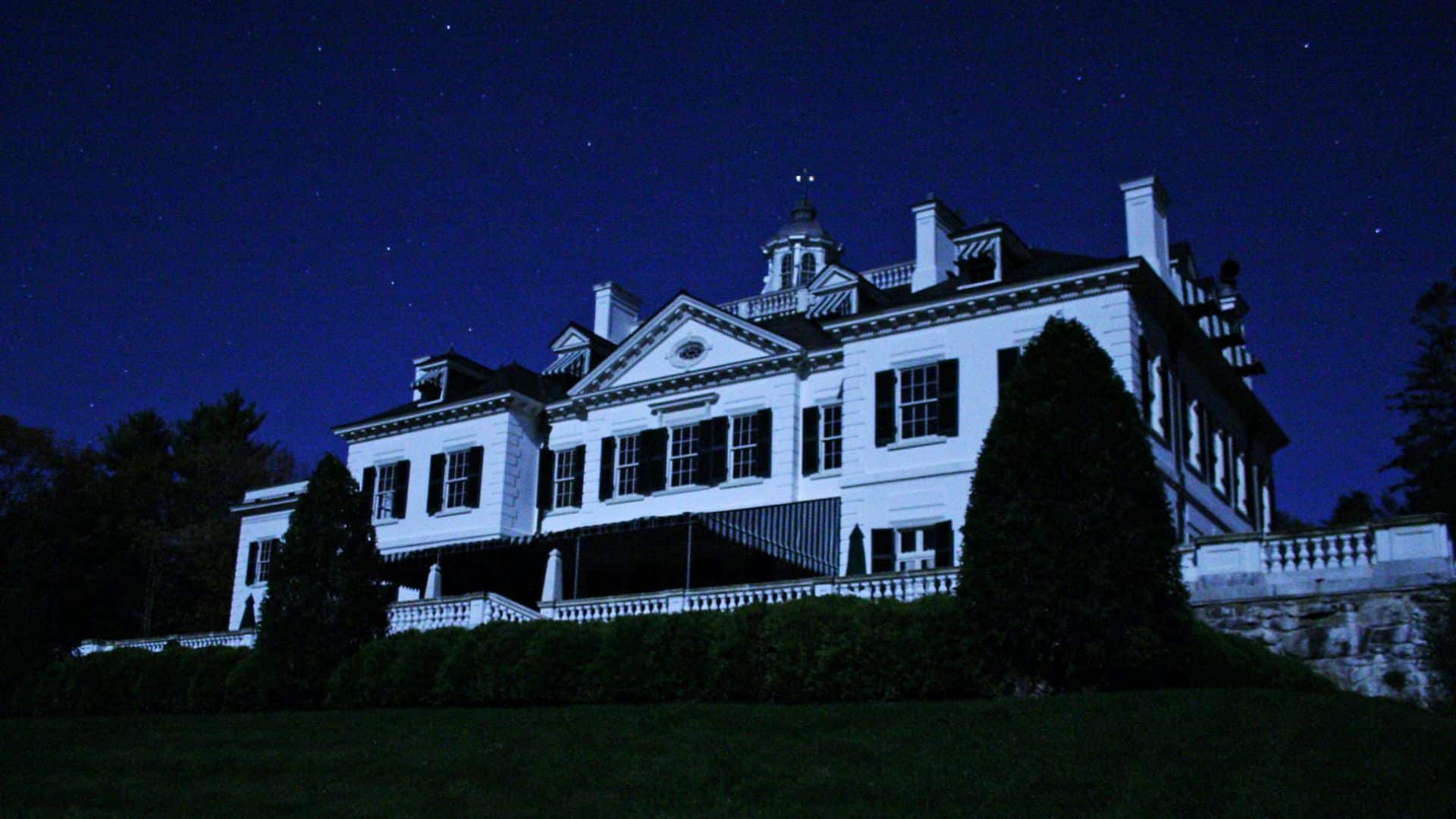 Ghost tours at the Mount