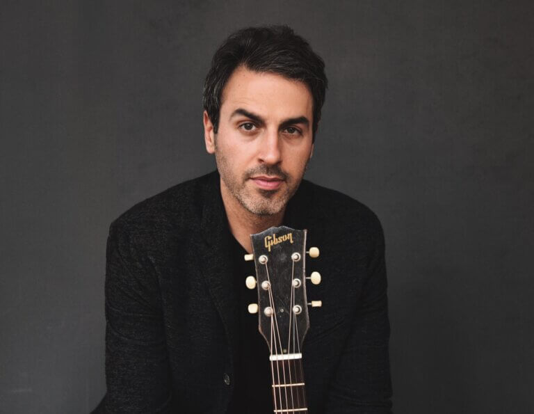 Ari Hest to perform at the Mahaiwe
